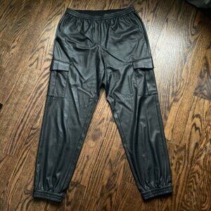 Women's BCBGMAXAZRIA Pants, Size 6, Black